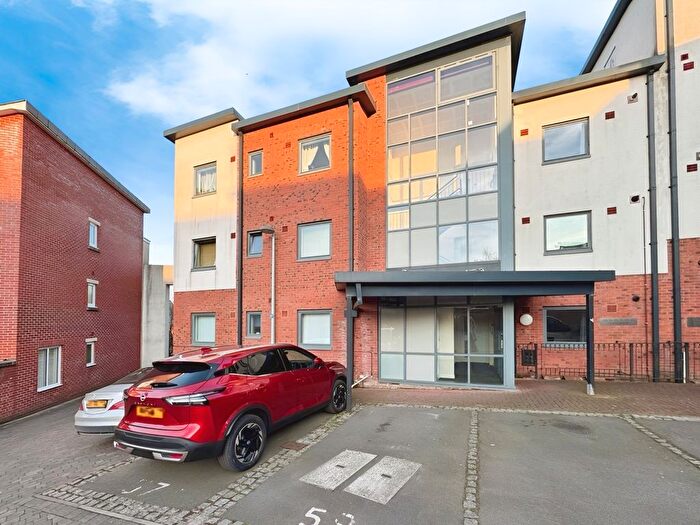 2 Bedroom Flat To Rent In Clips Moor, Lawley, Telford, TF4