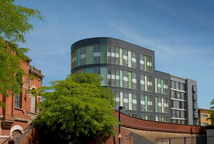 2 Bedroom Flat To Rent In New Willow House, Stratford, London, E13