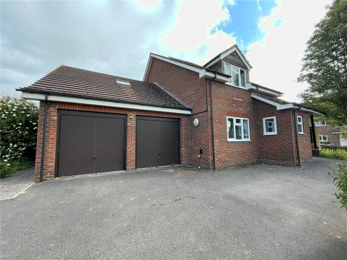 4 Bedroom Detached House To Rent In Sedbergh Road, Southampton, Hampshire, SO16