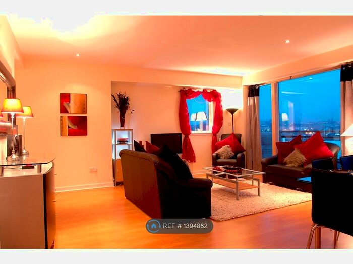 2 Bedroom Flat To Rent In Glasgow Harbour Terraces, Glasgow, G11