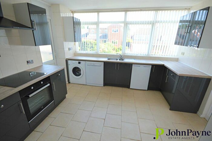 2 Bedroom Apartment To Rent In Kenilworth Court, Styvechale, Coventry, West Midlands, CV3