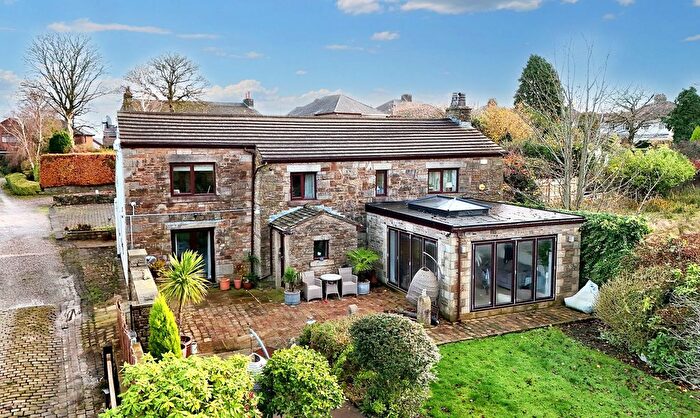 4 Bedroom Detached House For Sale In Whinney Lane, Blackburn, BB2