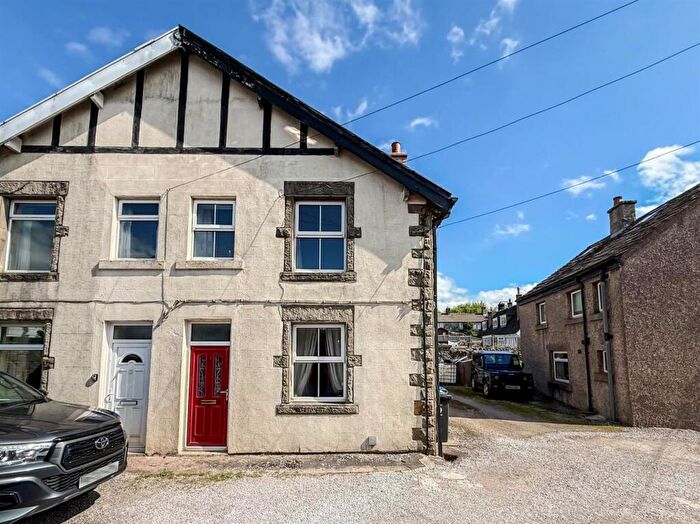 2 Bedroom Semi-Detached House For Sale In Chelmorton, Buxton, SK17