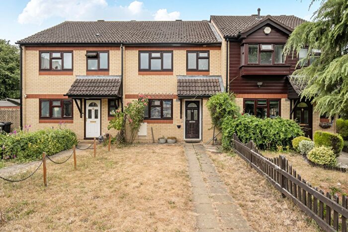 3 Bedroom Terraced House For Sale In Ashcroft Road, Maidenhead, SL6