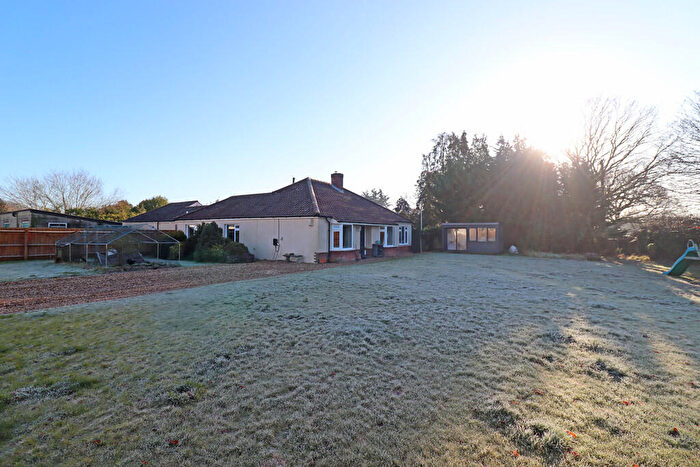 4 Bedroom Detached Bungalow For Sale In Hazel Shrub, Bentley, IP9