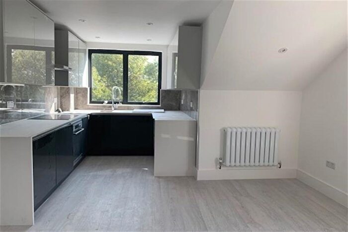 1 Bedroom Flat To Rent In Second Avenue, Hendon, NW4