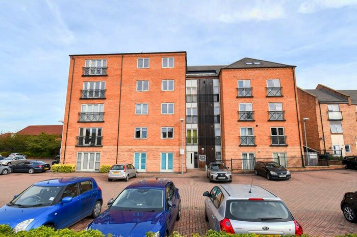 2 Bedroom Flat To Rent In Flat, Checkland Road, Thurmaston, Leicester, LE4
