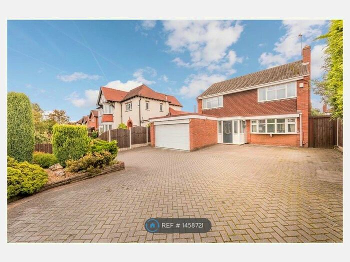 4 Bedroom Detached House To Rent In Ham Lane, Stourbridge, DY9
