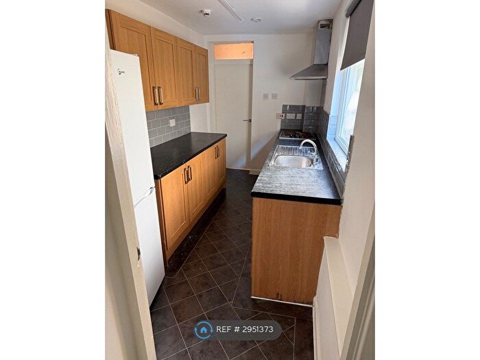 1 Bedroom Flat To Rent In Laurel Road, Liverpool, L7