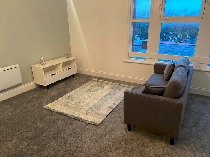 1 Bedroom Flat To Rent In Victoria Buildings, High Street, Runcorn, WA7