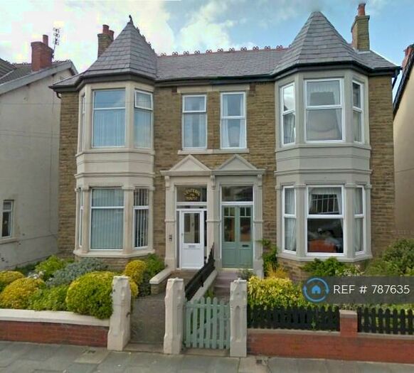 1 Bedroom Flat To Rent In Broadway, Blackpool, FY4
