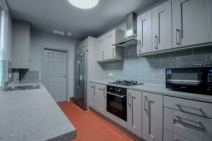 5 Bedroom Terraced House To Rent In Raddlebarn Road Selly Oak, B29