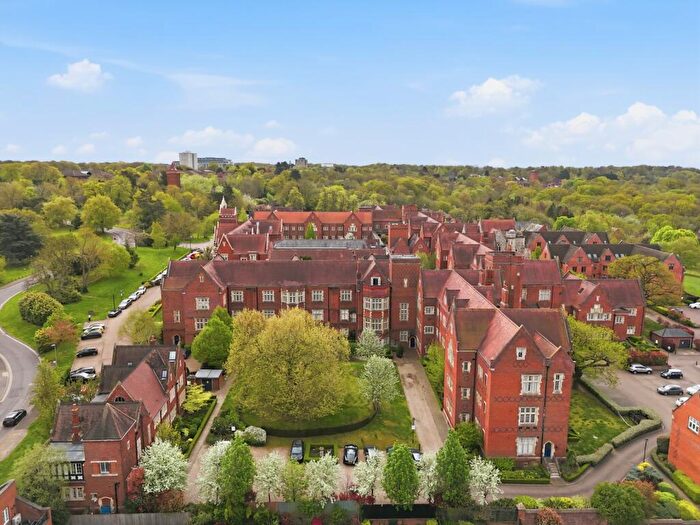 2 Bedroom Apartment For Sale In Kavanagh Court, The Galleries, CM14