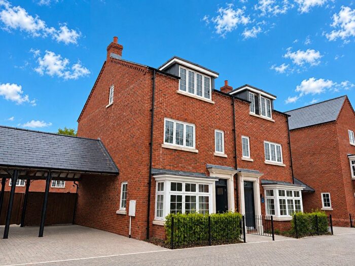 4 Bedroom Semi Detached House For Sale In Ochre Meadows, The Green, Theale, Berkshire, RG7