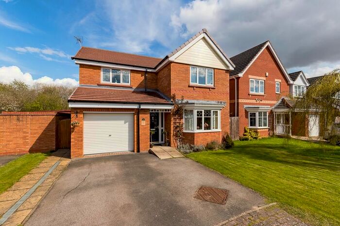 4 Bedroom Detached House For Sale In Woodpecker Way, Kirton Lindsey, Gainsborough, DN21