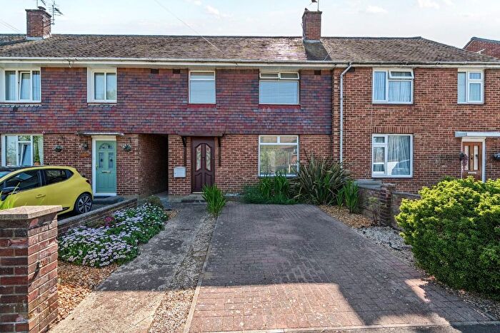 3 Bedroom Terraced House For Sale In St. Michaels Road, Havant, PO9