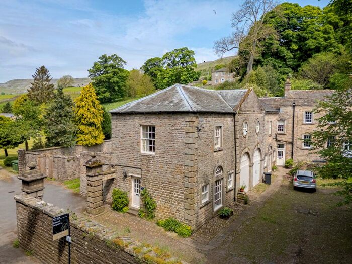 2 Bedroom End Of Terrace House For Sale In The Coach House, Draycott Hall, Fremington, DL11
