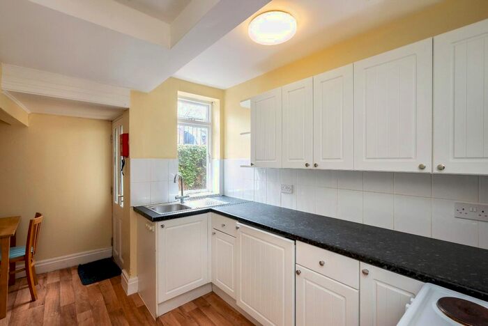 1 Bedroom Flat To Rent In St. Marys, Bootham, York, YO30