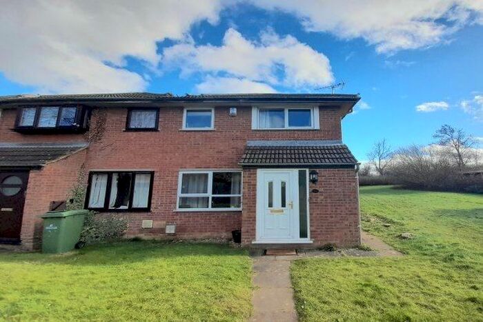 3 Bedroom Property To Rent In Furzton, Milton Keynes, MK4