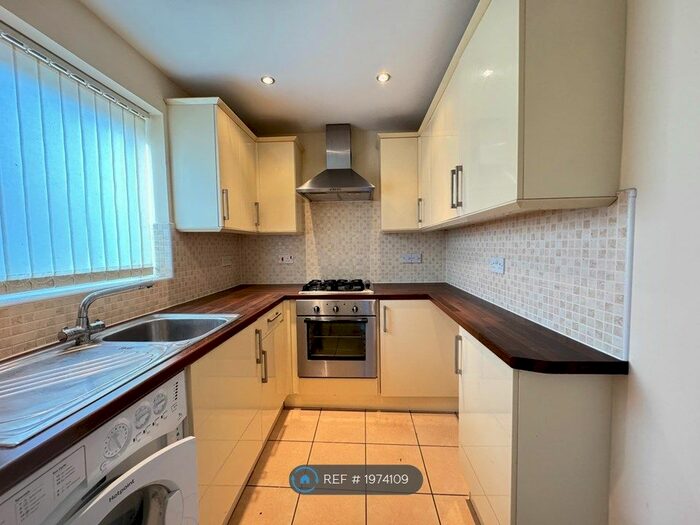 2 Bedroom Terraced House To Rent In Combe Martin, Furzton, Milton Keynes, MK4