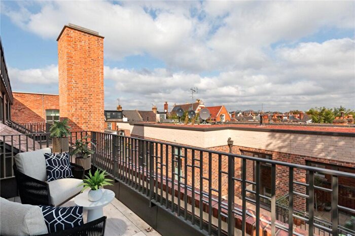 2 Bedroom Duplex For Sale In Hornsey Town Hall, The Lofts, Crouch End, London, N8