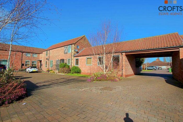 2 Bedroom Barn Conversion For Sale In Manor Farm Mews, Stallingborough, DN41