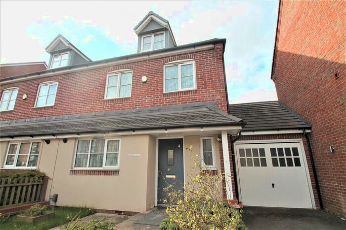 4 Bedroom House To Rent In Northfield Road, Harborne, Birmingham, B17