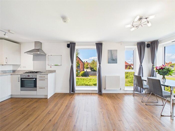 2 Bedroom Apartment For Sale In Abrahams Close, Bristol, BS4