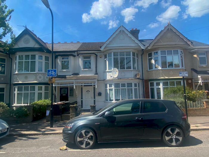 3 Bedroom Terraced House To Rent In Tudor Road, London, E4