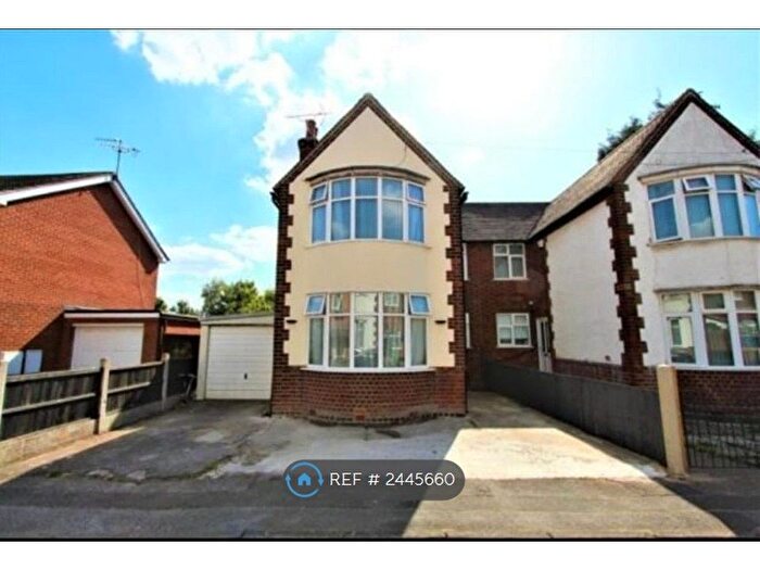 3 Bedroom Semi-Detached House To Rent In Glade Avenue, Nottingham, NG8