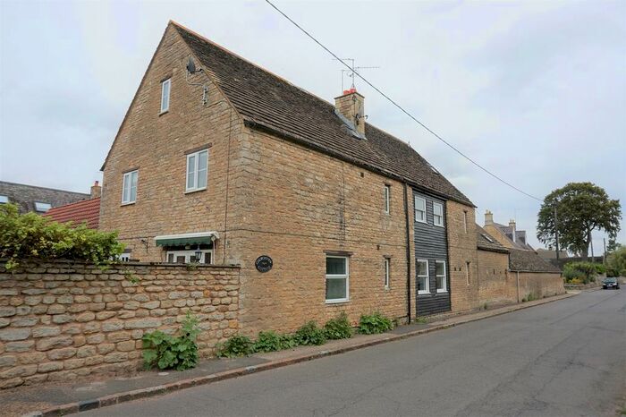 3 Bedroom Barn Conversion To Rent In Main Street, Glapthorn, Peterborough, PE8