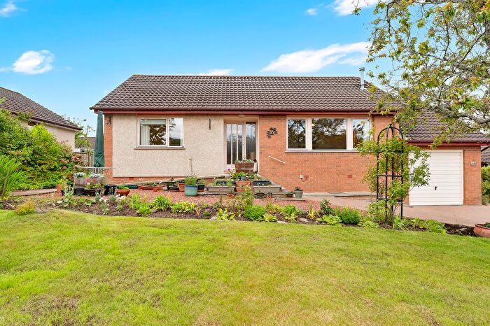2 Bedroom Detached Bungalow For Sale In Drovers Way, Peebles, EH45