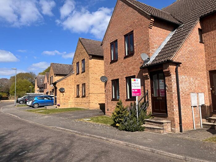 2 Bedroom Apartment To Rent In Roswell View, Ely, CB7
