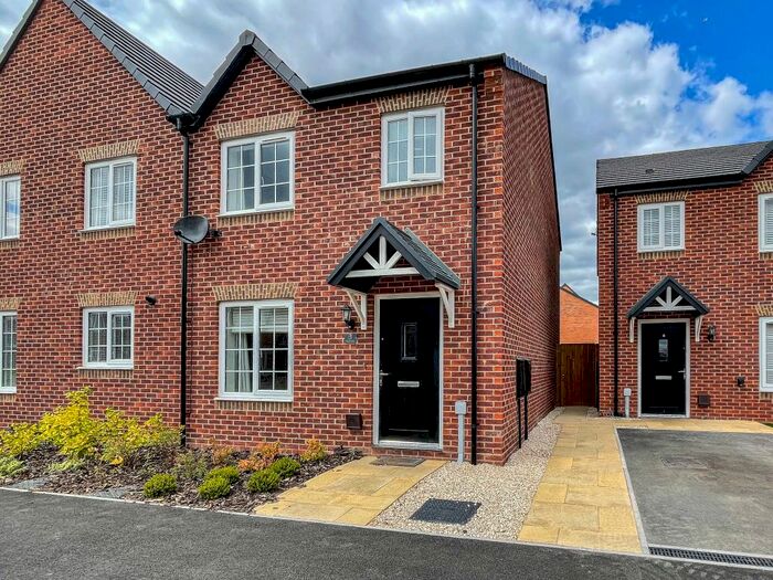 3 Bedroom Semidetached House For Sale In Trusdale Close, Wheatley Hall