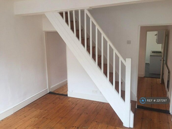 2 Bedroom Terraced House To Rent In Londesborough Road, Southsea, PO4