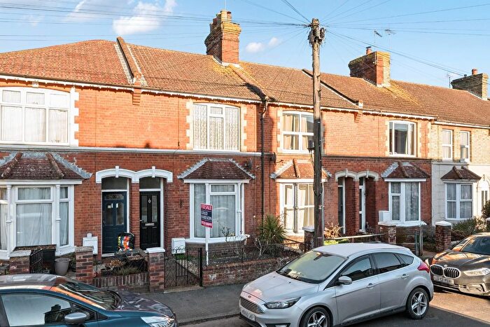 3 Bedroom Terraced House For Sale In Christchurch Road, Ashford, TN23
