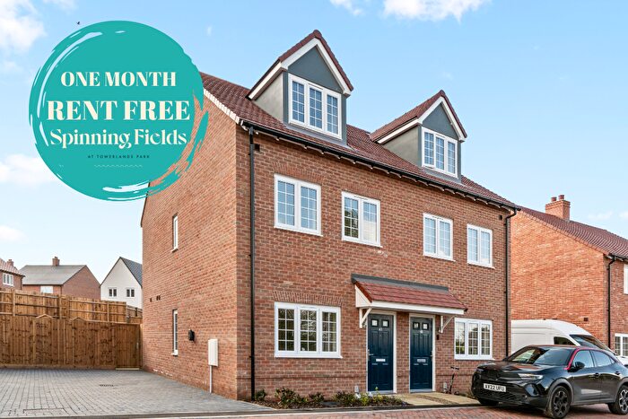 3 Bedroom Semi-Detached House To Rent In *Includes One Month Rent Free!*Bridle Crescent, Braintree, Essex, CM7