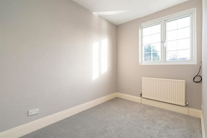 2 Bedroom End Of Terrace House To Rent In Lodge Road, Knowle, B93