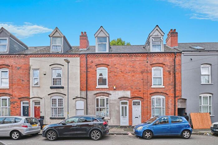 3 Bedroom Terraced House For Sale In Willmore Road, Birmingham, B20