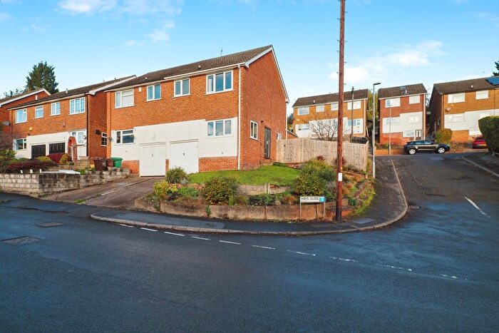3 Bedroom Semi Detached House For Sale In Mays Avenue, Nottingham, Nottinghamshire, NG4