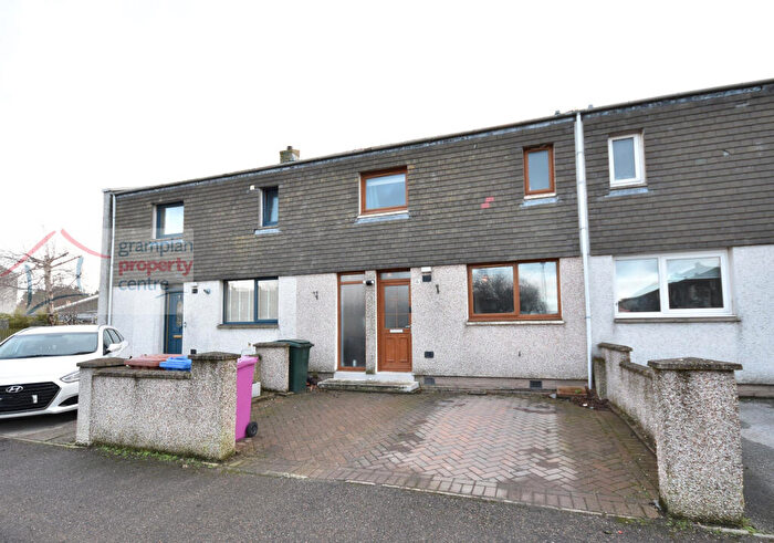 3 Bedroom Terraced House For Sale In Birnie Place, Mosstodloch, Fochabers, IV32