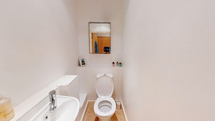 1 Bedroom Flat To Rent In Tunbridge Wells, Kent, TN1