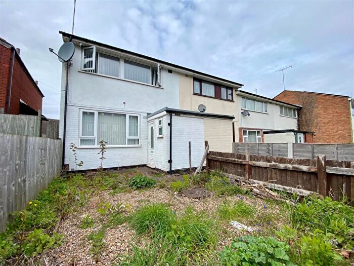 3 Bedroom End Of Terrace House For Sale In Bell Green Road, Bell Green, Coventry, CV6