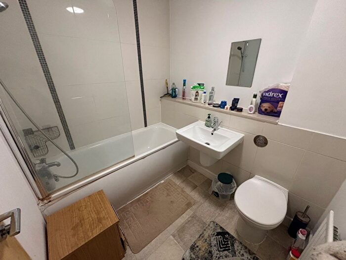 1 Bedroom Property To Rent In Dakota House, Milton Keynes, MK9