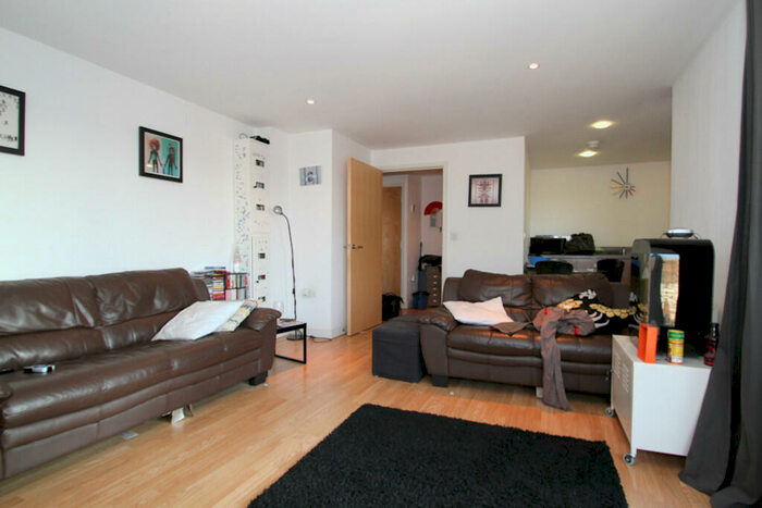 1 Bedroom Apartment To Rent In Tredegar Road, London, E3