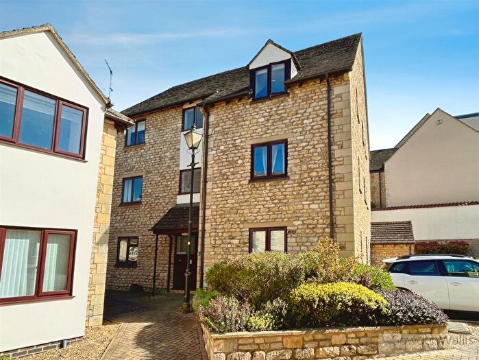 2 Bedroom Apartment To Rent In Phillips Court, Water Street, Stamford, PE9