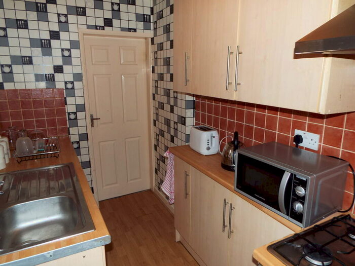 3 Bedroom House To Rent In Newton Street, Mansfield, NG18