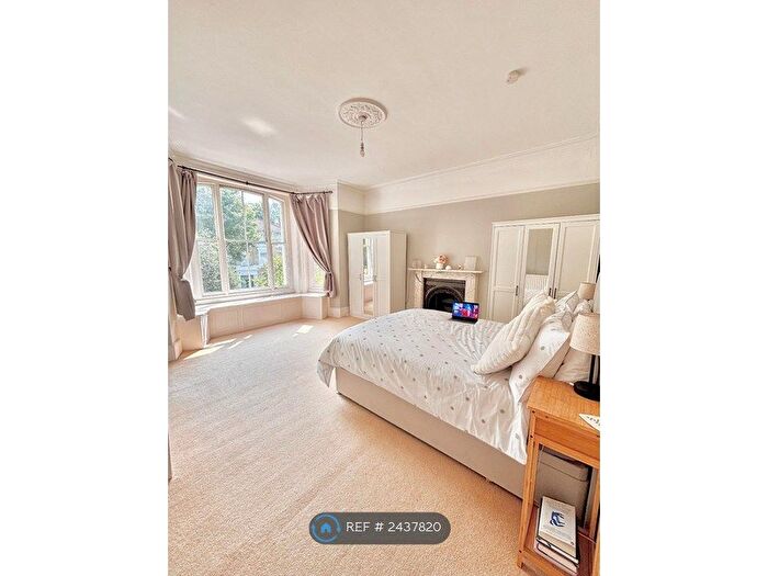 1 Bedroom Flat To Rent In Granville Park, London, SE13