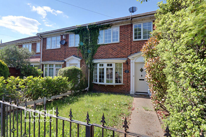 3 Bedroom Terraced House For Sale In London Road, Brentwood, CM14