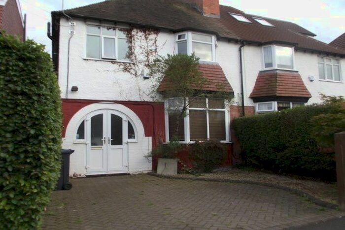 3 Bedroom Semi-Detached House To Rent In Harborne, Birmingham, B17